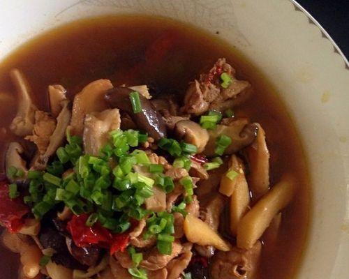 香辣鸡煲怎么做？有哪些步骤和技巧？