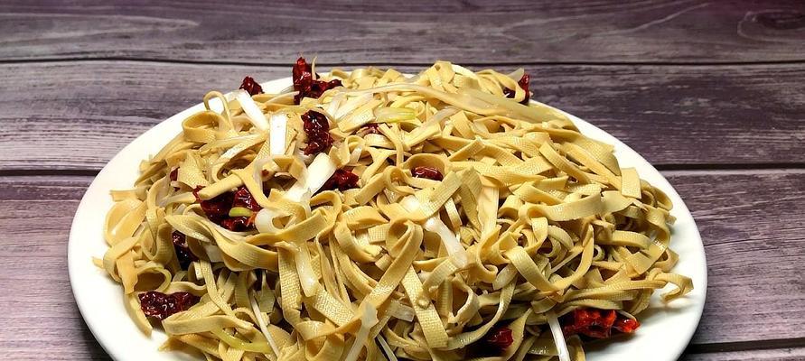香辣黄瓜丝拌豆腐怎么做？步骤和技巧是什么？