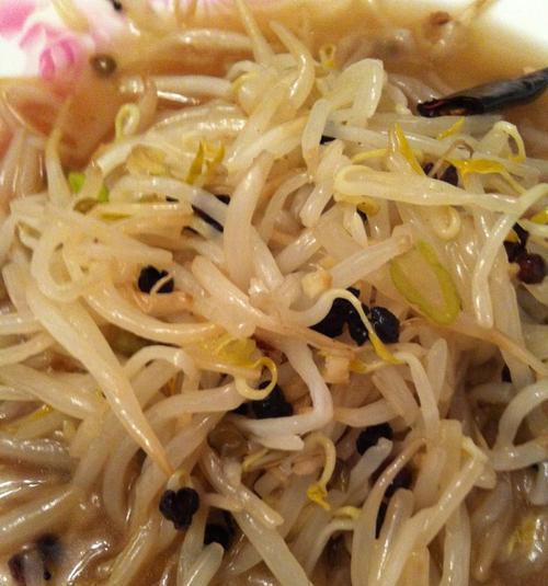 香辣黄豆芽怎么做才好吃？详细步骤和技巧是什么？
