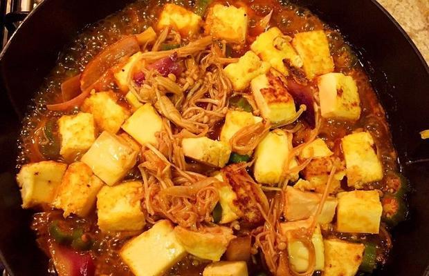 香辣蚝油日本豆腐怎么做？有哪些步骤和技巧？