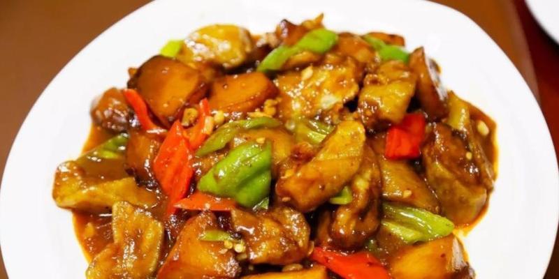 香辣地三鲜怎么做？有哪些步骤和技巧？