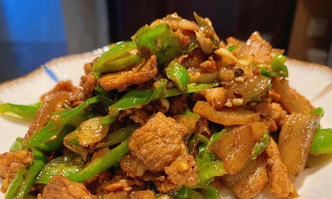 香辣炒猪肉片怎么做？有哪些步骤和技巧？