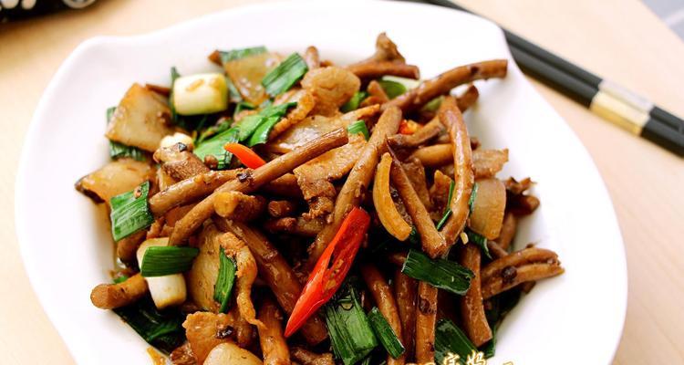 香辣茶树菇怎么做才够味？步骤和技巧有哪些？