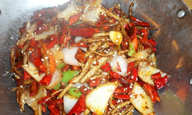 香辣茶树菇怎么做才够味？步骤和技巧有哪些？