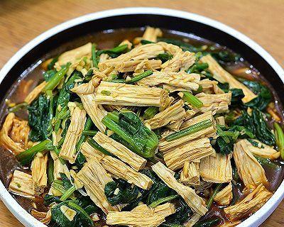 香辣菠菜家庭版怎么做？步骤和技巧有哪些？