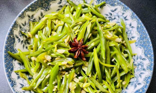 香辣扁豆丝怎么做？有哪些步骤和技巧？