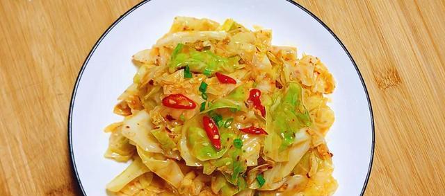 香辣包菜怎么做才好吃？详细步骤和技巧是什么？