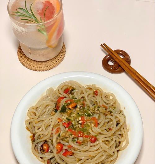 香辣伴粉怎么做？有哪些步骤和技巧？