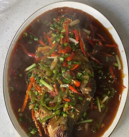香辣版红烧鱼怎么做？步骤和技巧有哪些？