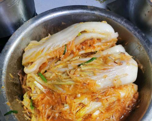 香辣白菜怎么做？步骤和技巧有哪些？