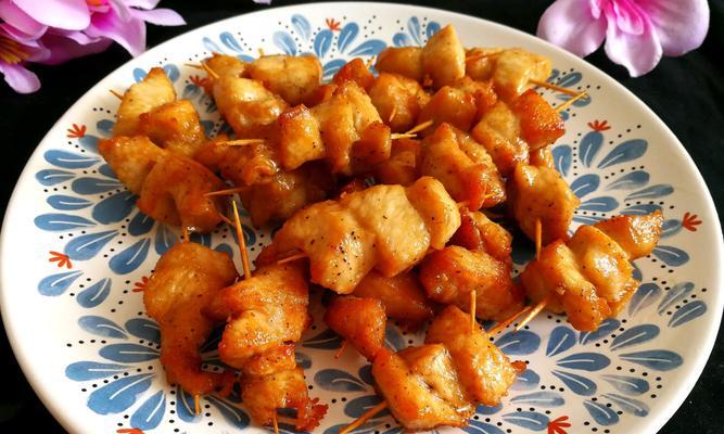 香烤牙签肉怎么做？步骤和技巧有哪些？