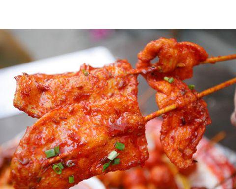 香烤里脊肉的做法是什么？如何确保肉质鲜嫩多汁？