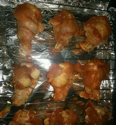 香烤鸡翅根的做法是什么？如何在家轻松制作美味的香烤鸡翅根？