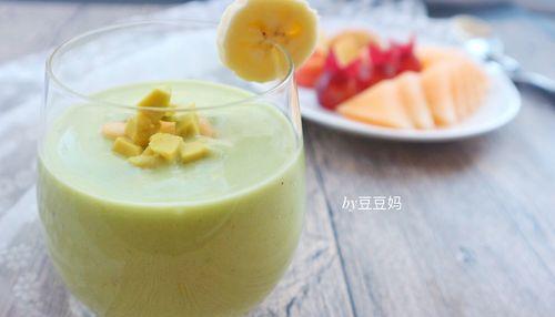 香蕉苹果奶昔怎么做？有哪些健康益处？
