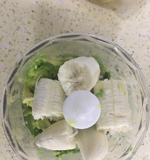 香蕉牛油果泥怎么做？有哪些健康益处？