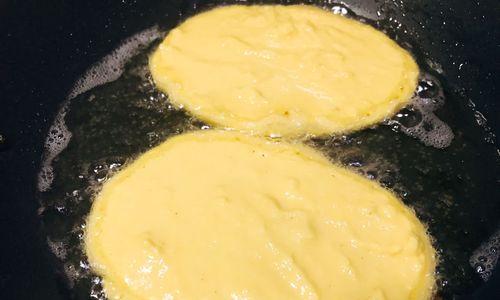 香蕉米饭玉米饼怎么做？有哪些步骤和技巧？