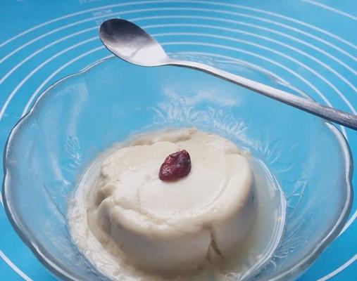 香蕉蛋奶羹怎么做？制作过程中常见问题有哪些？