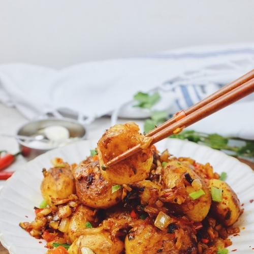 香煎孜然雙白豆腐及饅頭怎么做？步骤和技巧是什么？