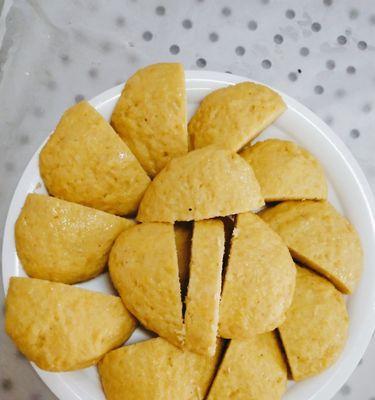 香煎玉米饼条怎么做？步骤和技巧是什么？