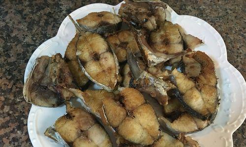 香煎油餐鱼怎么做？步骤和技巧有哪些？