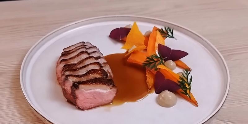 香煎鸭胸怎么做才外酥里嫩？常见问题有哪些？