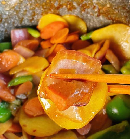 香煎土豆香肠块怎么做？步骤和技巧有哪些？