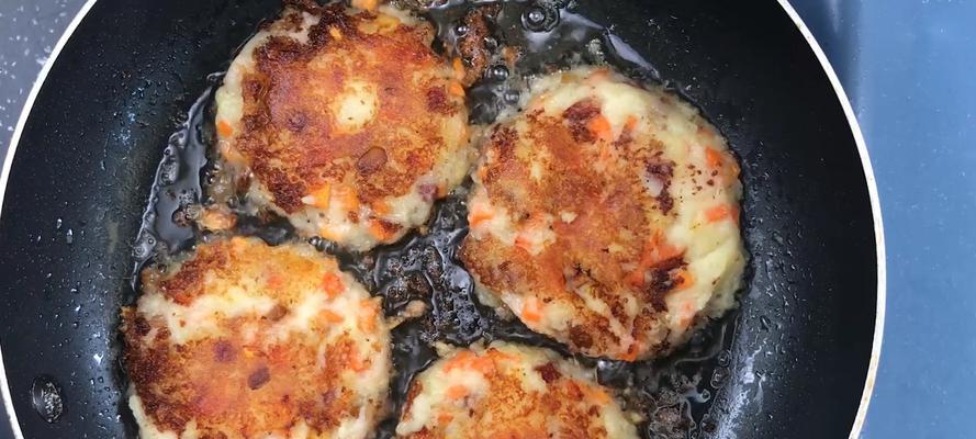 香煎土豆虾仁饼怎么做？步骤和技巧有哪些？