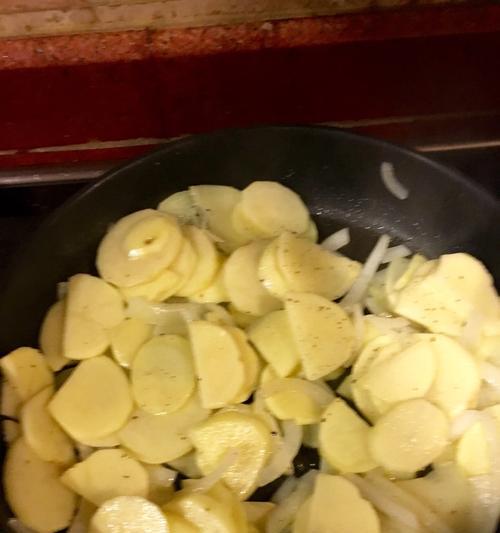 香煎土豆片怎么做？步骤和技巧有哪些？
