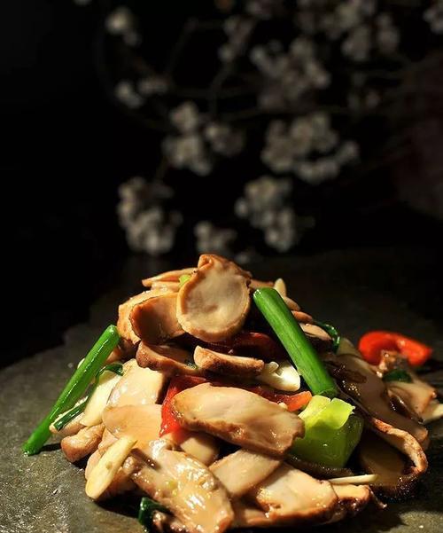 香煎松茸片的做法是什么？如何在家轻松制作？