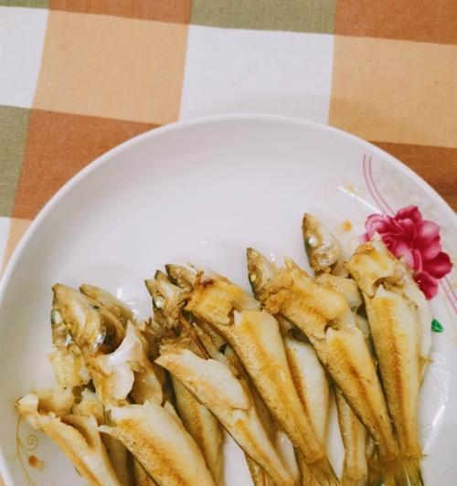 香煎沙丁鱼怎么做？步骤和技巧有哪些？