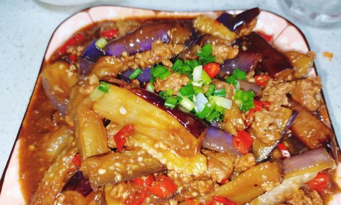 香煎茄子怎么做？步骤和技巧有哪些？