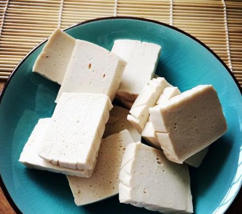香煎千页豆腐怎么做？步骤和技巧有哪些？