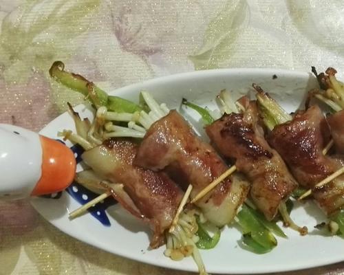 香煎培根金针菇卷怎么做？步骤和技巧有哪些？