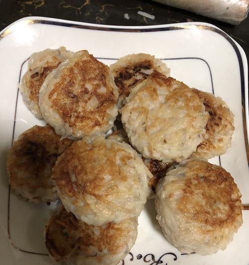 香煎藕饼怎么做？步骤和技巧有哪些？