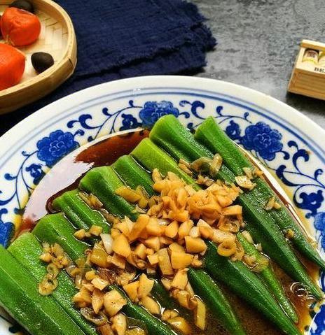 香煎牛肉秋葵怎么做？步骤和技巧有哪些？