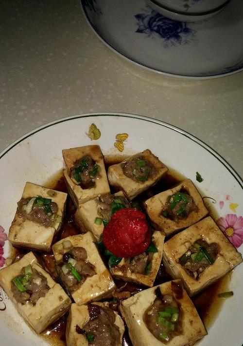 香煎酿豆腐怎么做？步骤和技巧有哪些？