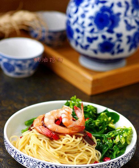 鲜虾鸡蛋面怎么做？详细步骤和常见问题解答？