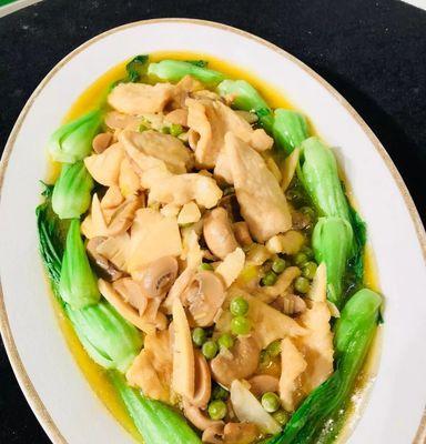 鲜虾烩蘑菇怎么做？步骤和技巧有哪些？