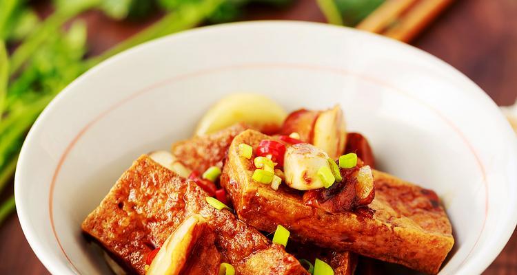鲜虾大蒜烧豆腐怎么做？步骤和技巧有哪些？