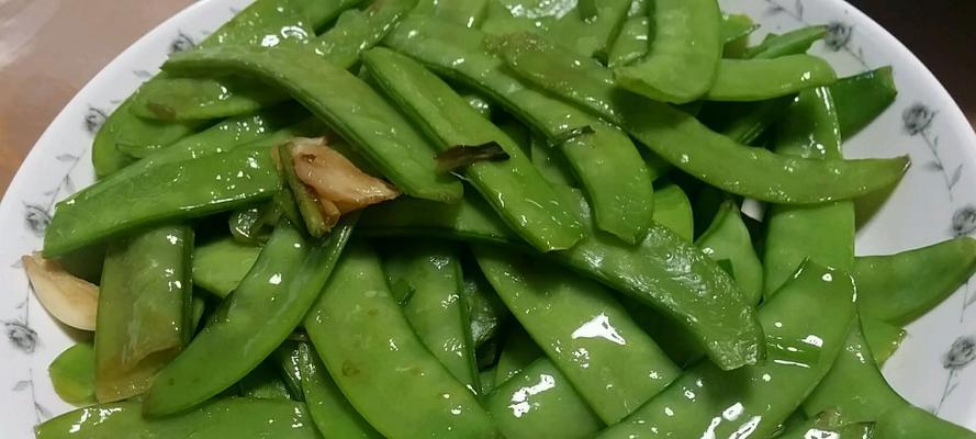 鲜味杂炒荷兰豆怎么做？荷兰豆的炒制技巧有哪些？