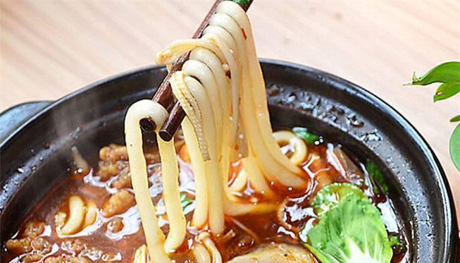 鲜味土豆粉的做法是什么？如何在家轻松制作？