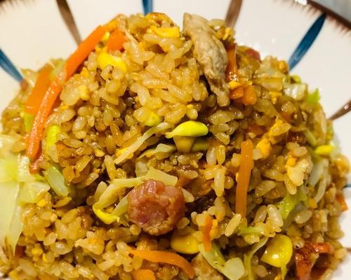 鲜味蚝油炒饭怎么做？炒饭的鲜味秘诀是什么？