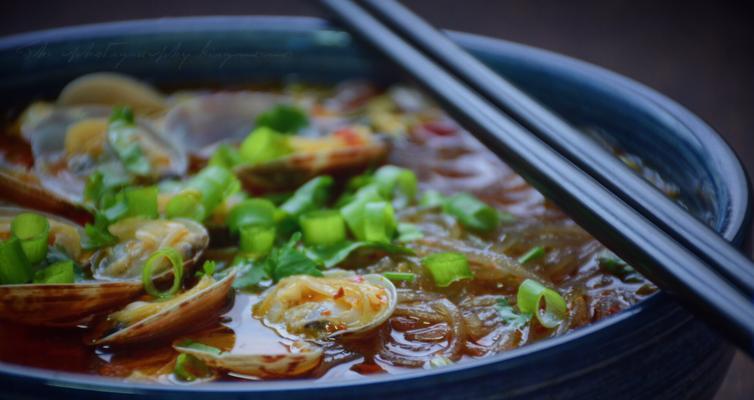 鲜味蛤蜊蒸粉丝怎么做？步骤和技巧是什么？