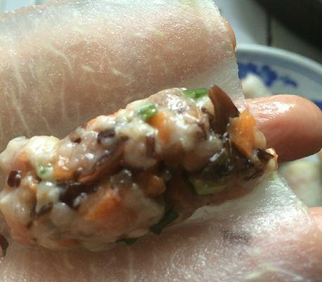鲜味葱肉卷怎么做？详细步骤和技巧是什么？