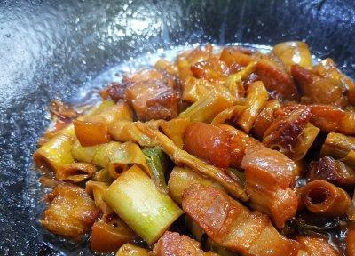 鲜笋红烧肉怎么做？步骤和技巧有哪些？