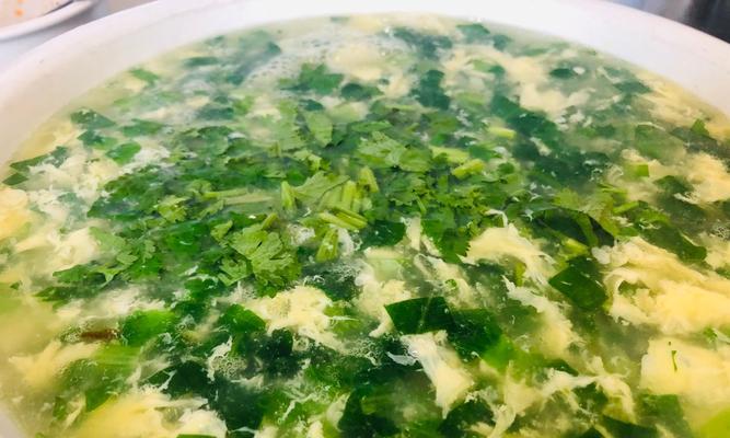 鲜蔬蘑菇蛋花汤怎么做？有哪些步骤和技巧？