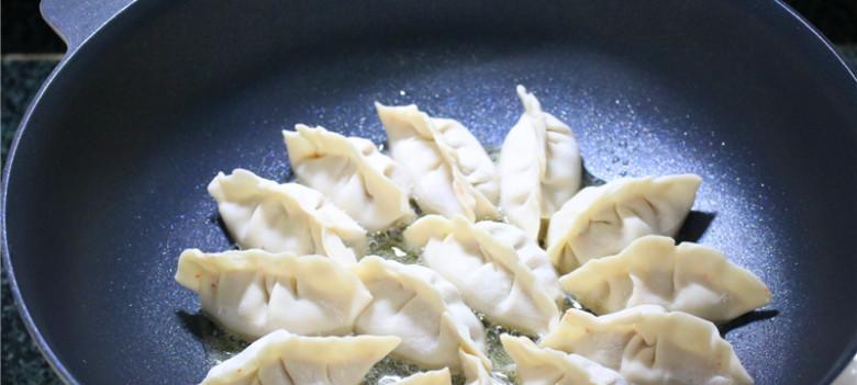 鲜蔬鸡蛋煎饺怎么做？步骤和技巧有哪些？