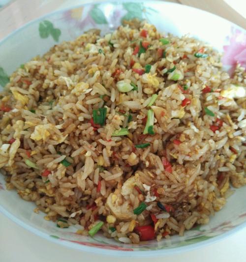 鲜蔬蛋炒饭怎么做？有哪些简单步骤和技巧？
