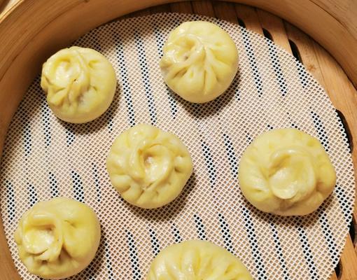 鲜肉小笼怎么做？步骤和技巧有哪些？