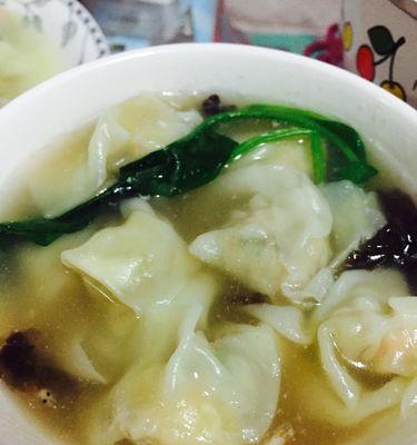 鲜肉小馄饨怎么做？详细步骤和技巧是什么？